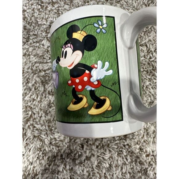 Disney Store Minnie‎ Mouse #1 MOM Jumbo Coffee Mug  Watering Flower Garden 18oz - Picture 3 of 6